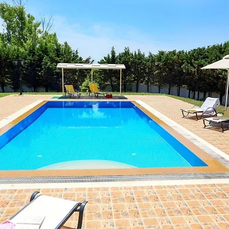 Villa Lefki Halikúnasz